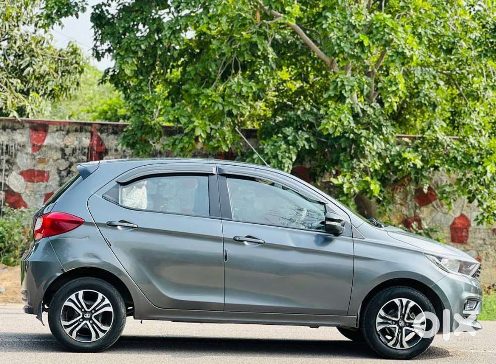 Tata Tiago 1.2 Revotron Xt (o), 2023, Petrol