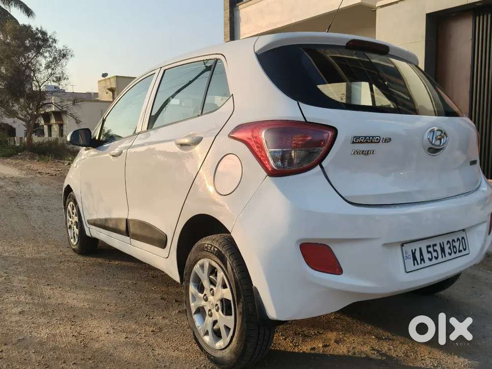Hyundai I10 Magna 2015 Diesel 90000 Km Driven