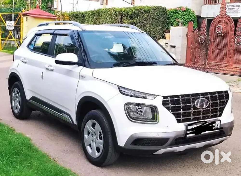 Hyundai Venue 2021 Petrol Good Condition