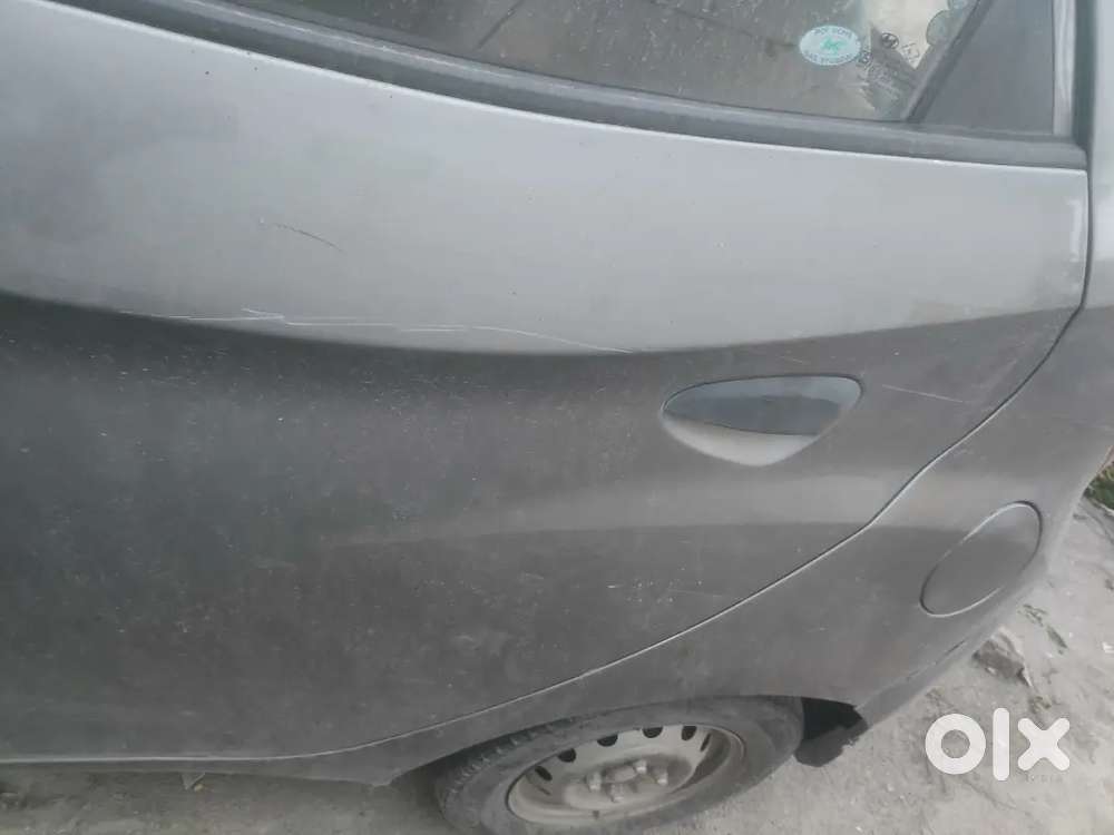 Hyundai Eon 2013 Variant