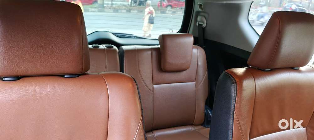 Toyota Innova Crysta 2.8z Automatic, 2016, Diesel