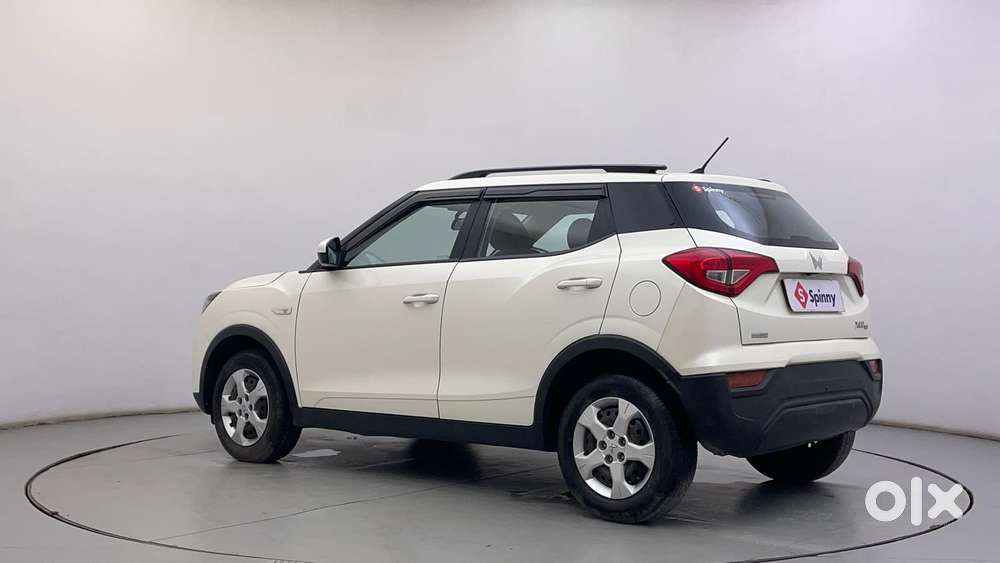 Mahindra Xuv300 1.2 W6 Amt Petrol, 2023, Petrol