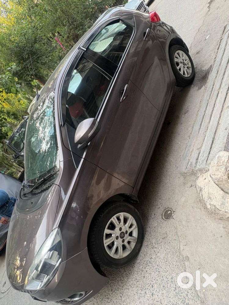 Tata Tiago 1.2 Revotron Xz Wo Alloy, 2018, Petrol