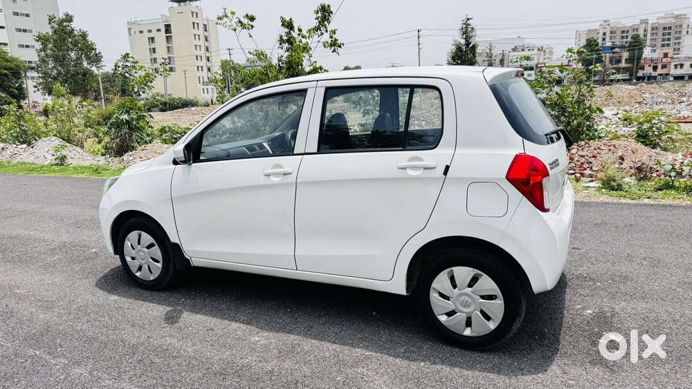 Maruti Suzuki Celerio 1.0 Zxi Mt, 2016, Petrol