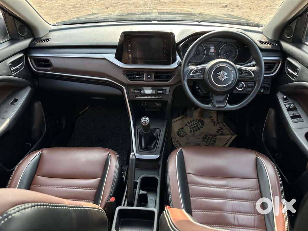 Maruti Suzuki Brezza 1.5 Zxi Smart Hybrid, 2024, Petrol