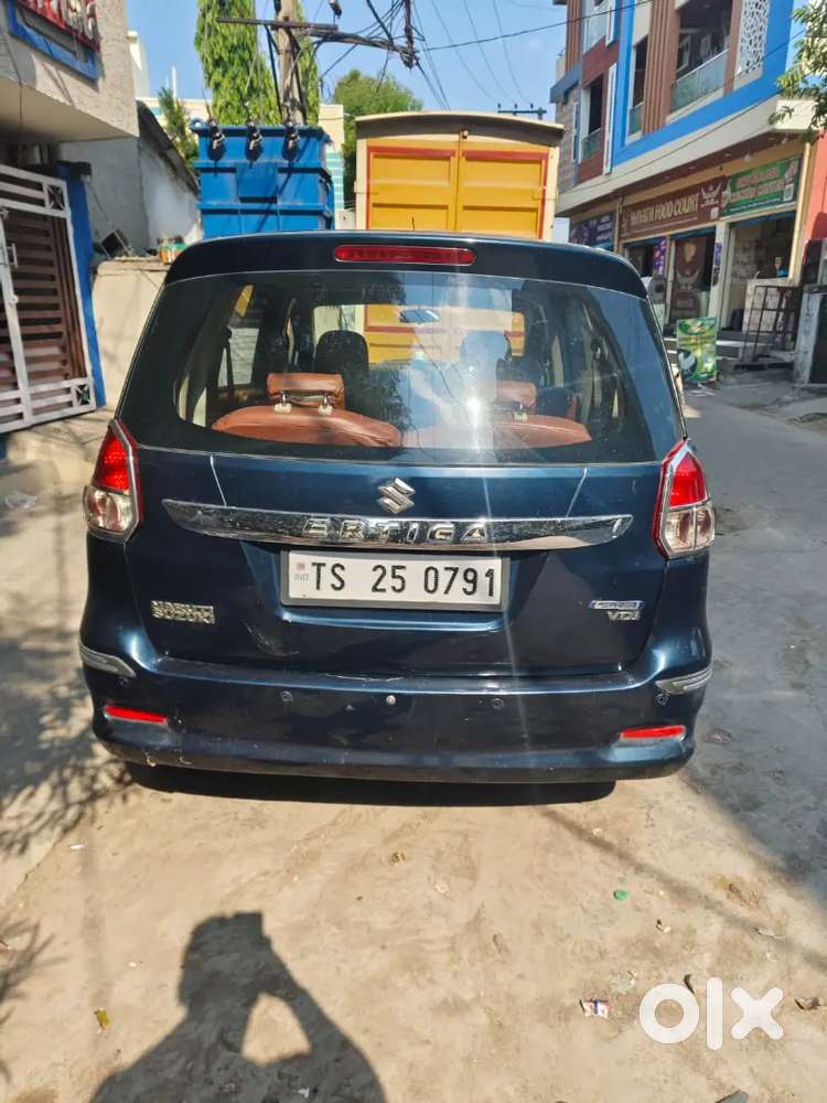 Maruti Suzuki Ertiga 2016 Diesel 74000 Km Driven