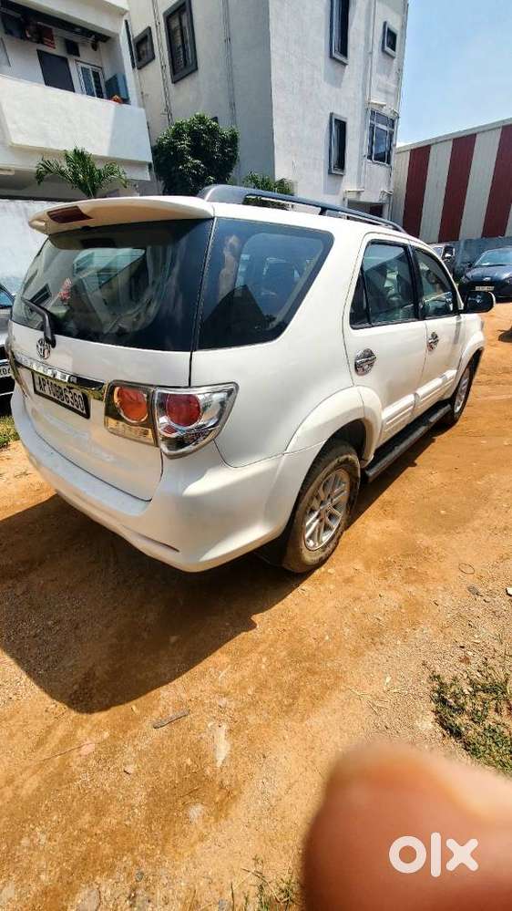 Toyota Fortuner 4x2 4 Speed At, 2012, Diesel