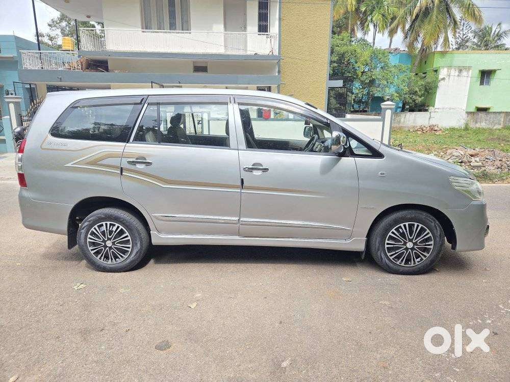 Toyota Innova 2.5 G (diesel) 7 Seater, 2015, Diesel
