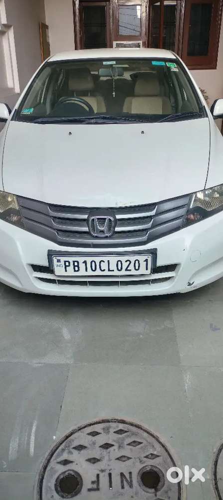 Honda City 2008 Petrol 87750 Km Self Driven White Rc Valid Till 2028