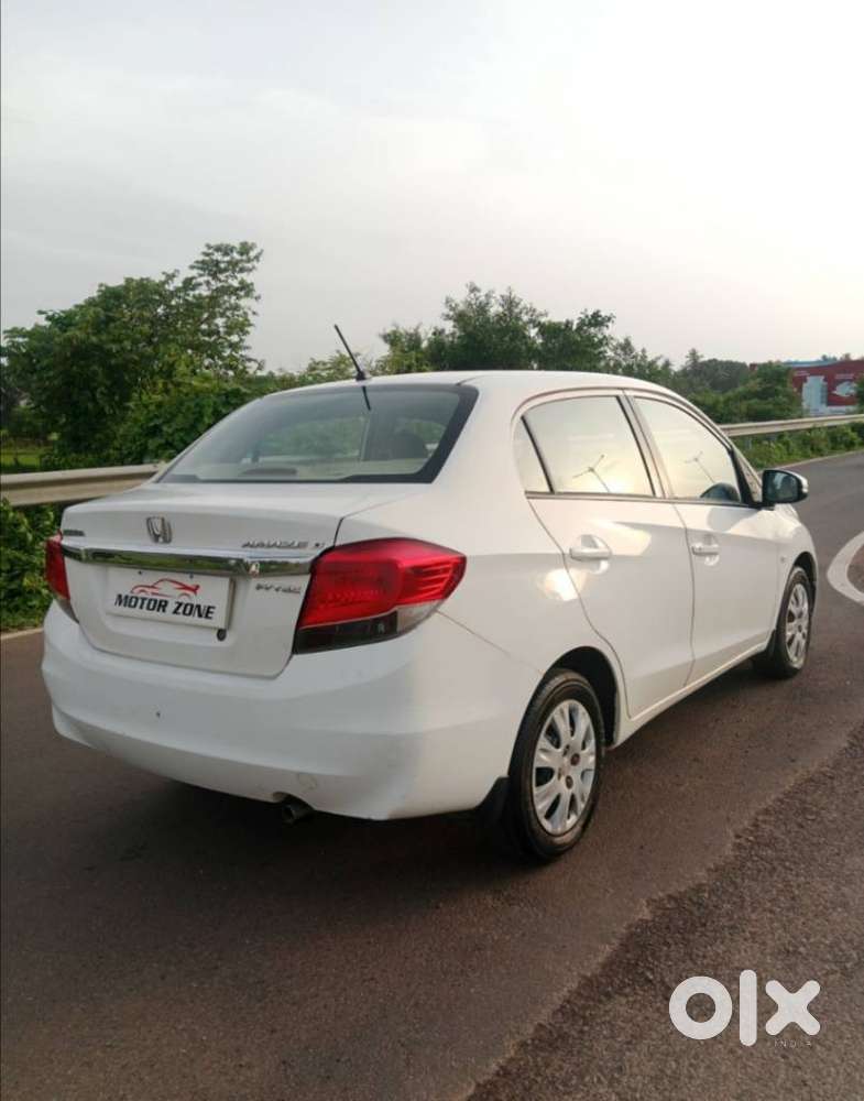 Honda Amaze S Mt I-vtec, 2015, Petrol