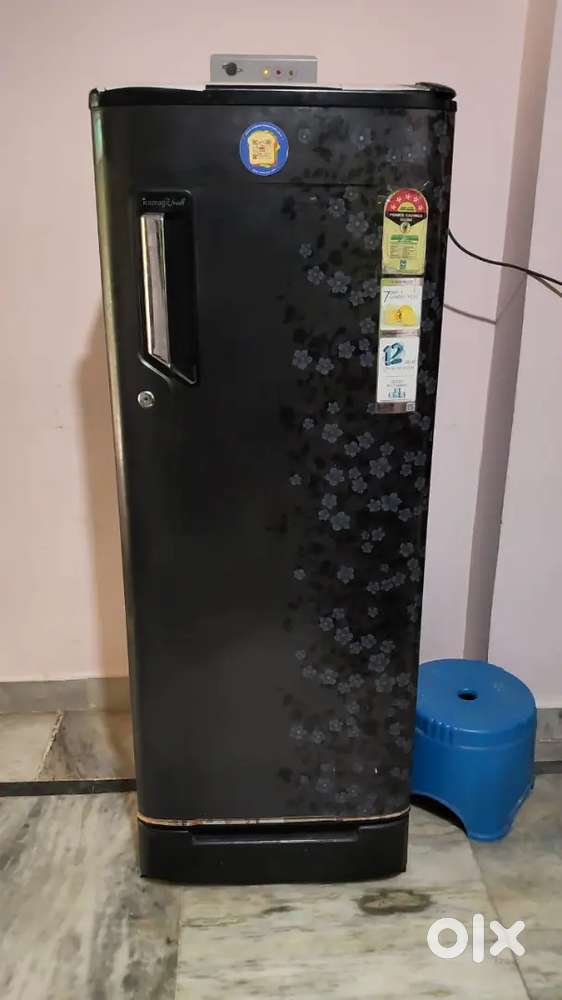 Single door fridge