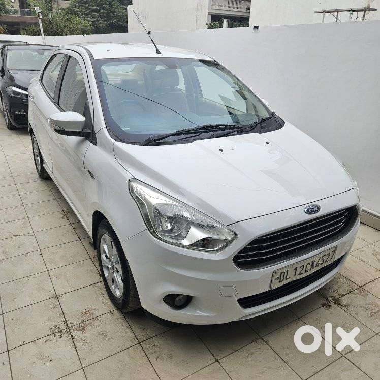 Ford Aspire Titatinium Blu Ti-vct, 2016, Petrol