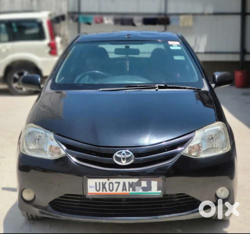 Toyota Etios Liva 2011 Petrol Well Maintained