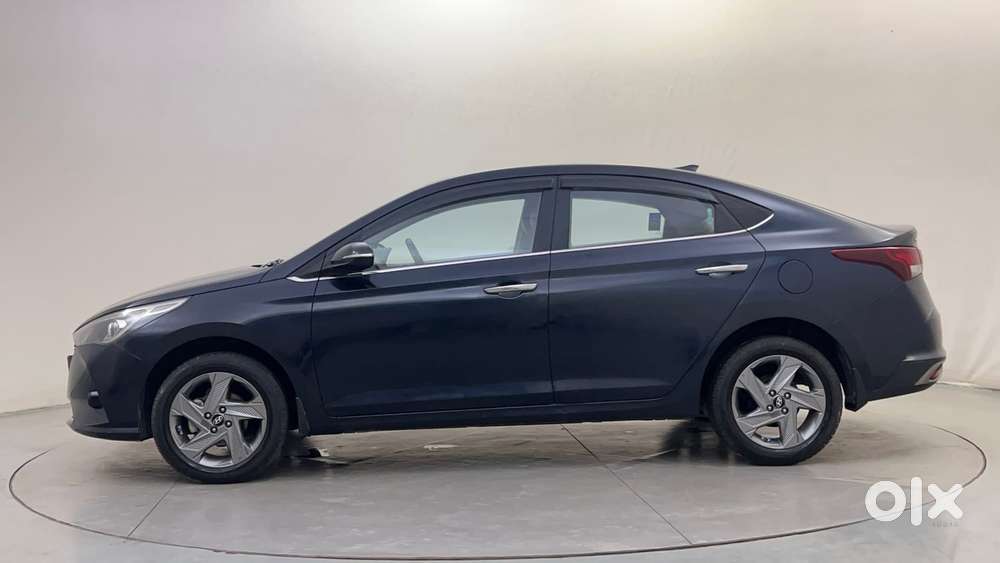 Hyundai Verna 1.5 Sx Ivt, 2022, Petrol