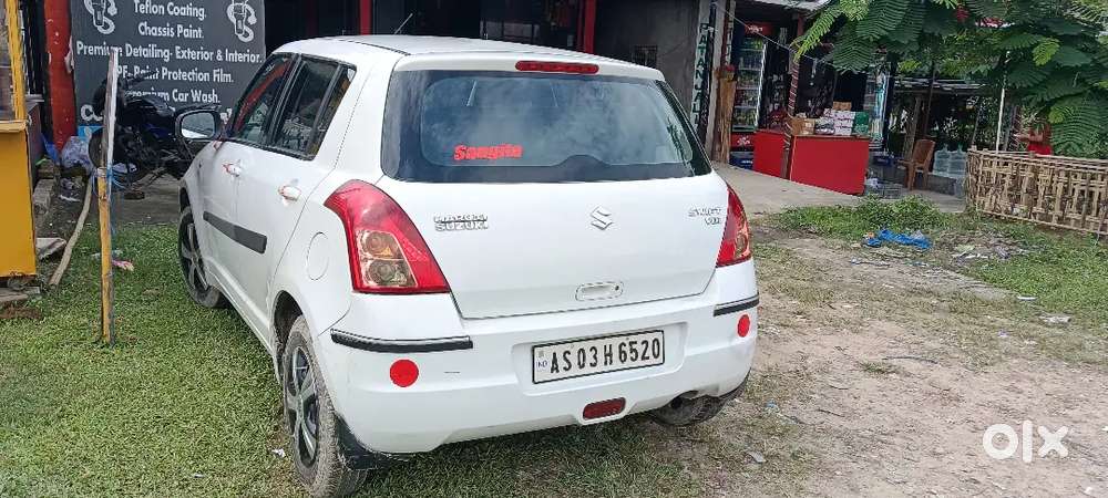 Maruti Suzuki Swift 2011 Diesel 65800 Km Driven