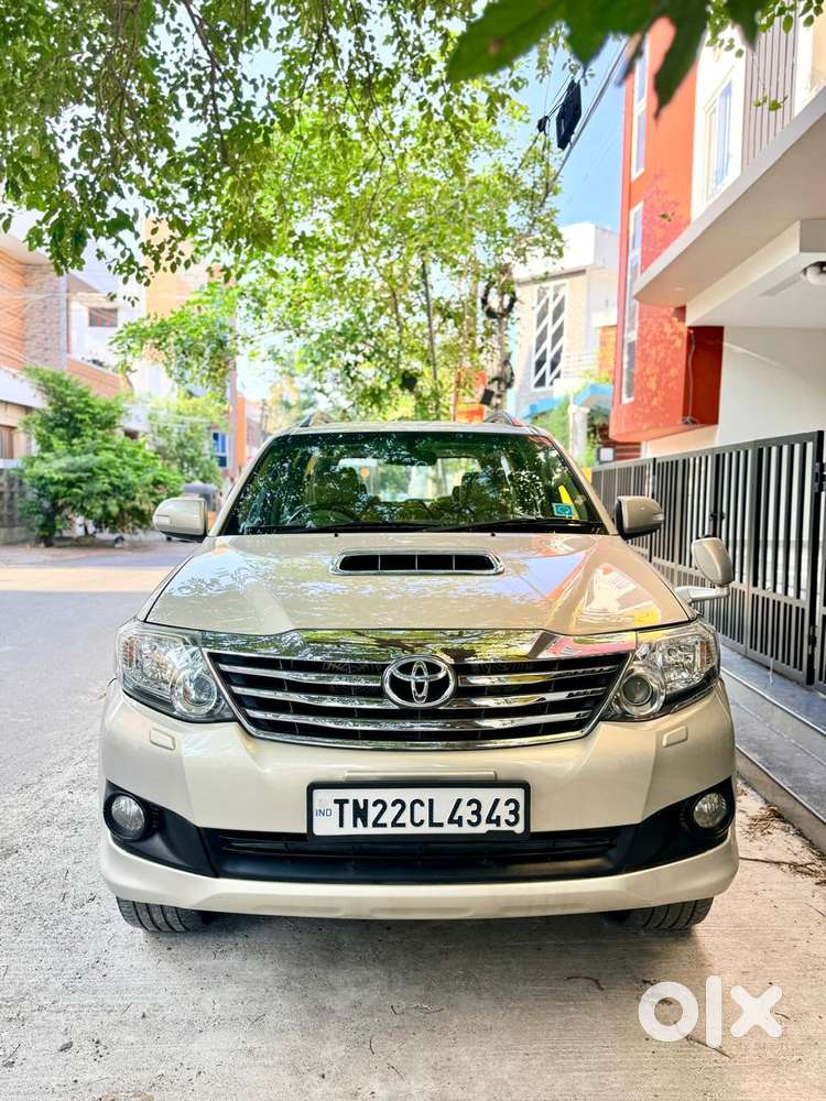 Toyota Fortuner, 2013, Diesel