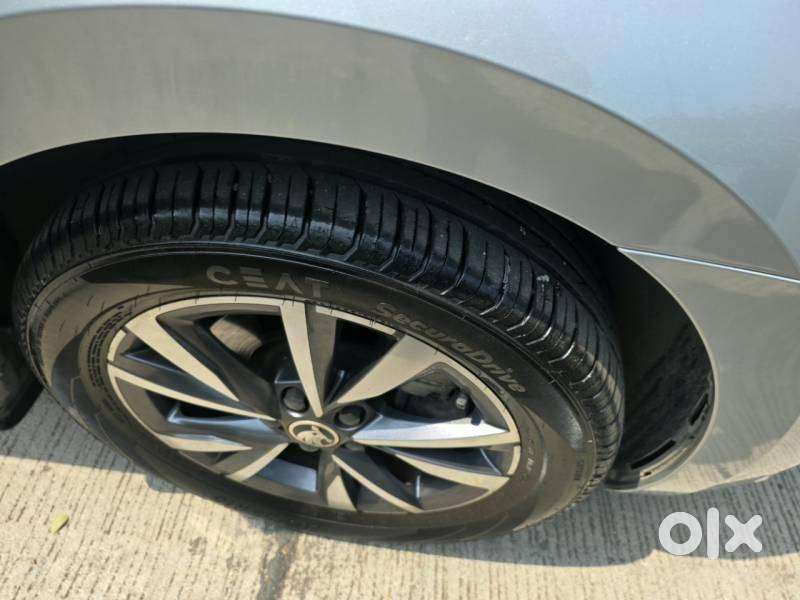 Skoda Slavia 1.5 Tsi Style Dsg, 2023, Petrol