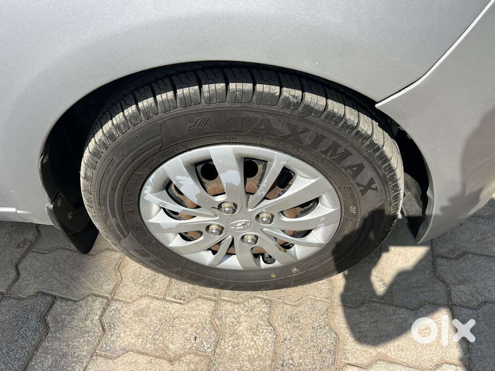 Hyundai I10 Sportz, 2014, Petrol