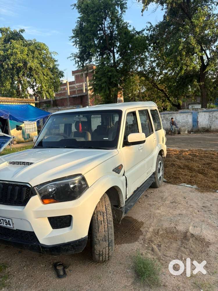 Mahindra Scorpio Diesel 130000 Km Driven