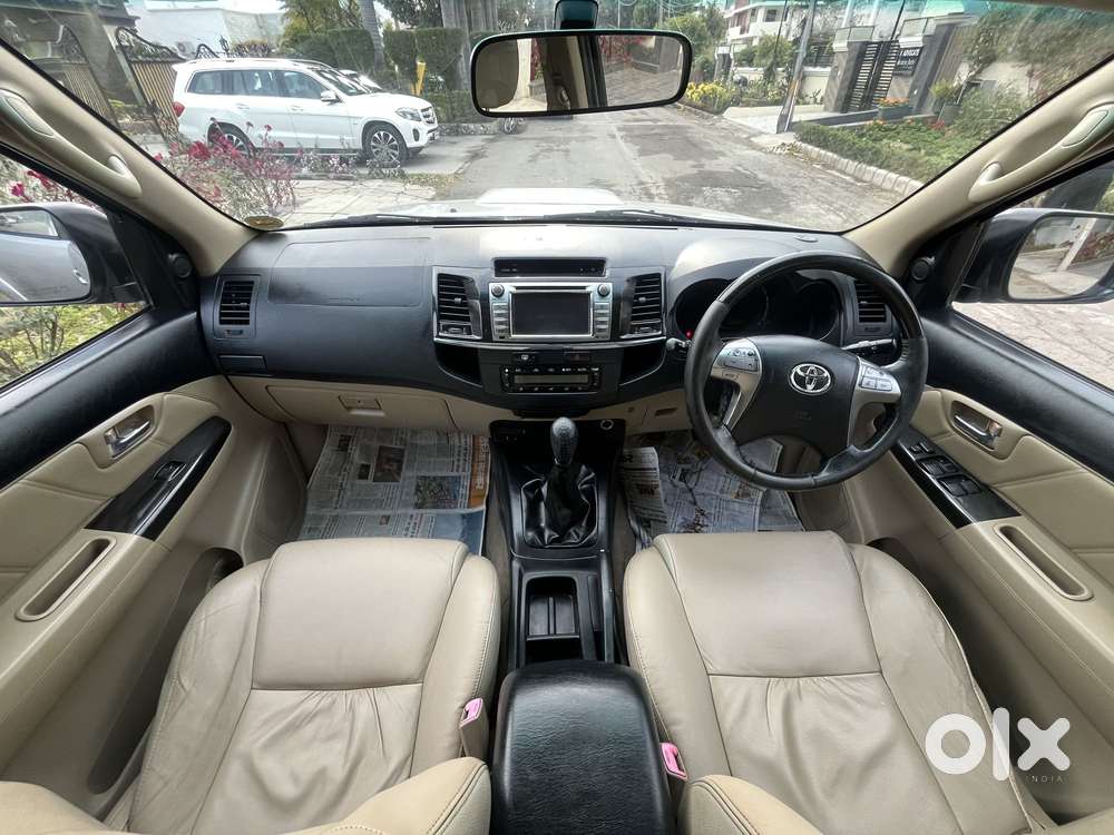 Toyota Fortuner 2011-2016 4x2 Manual, 2015, Diesel