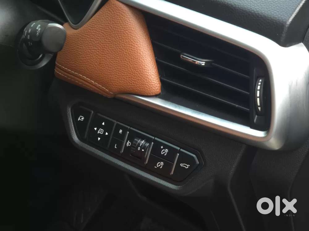 Mg Hector Plus 1.5 Sharp Turbo Cvt 6 Str, 2022, Petrol