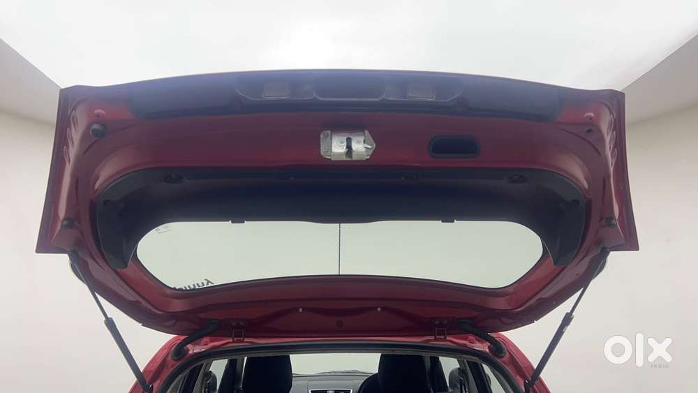 Maruti Suzuki Swift Vvt Vxi, 2015, Petrol