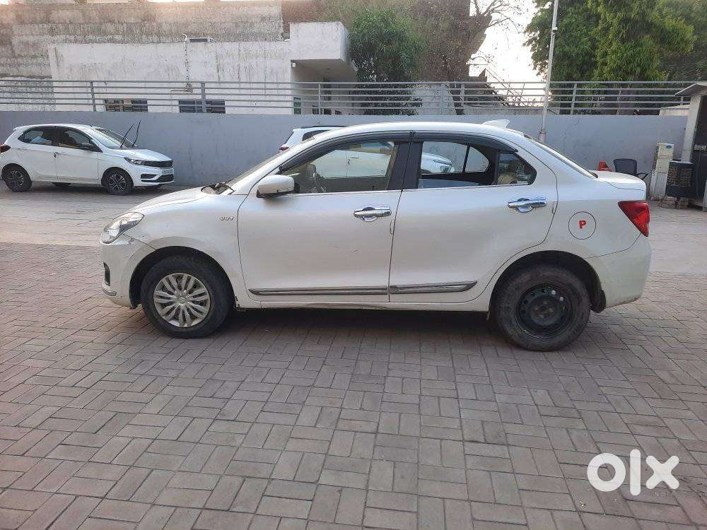 Maruti Suzuki Dzire 1.2 Vxi, 2018, Petrol