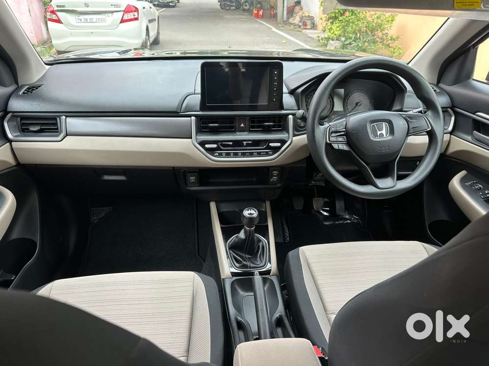 Honda Elevate V Mt, 2023, Petrol