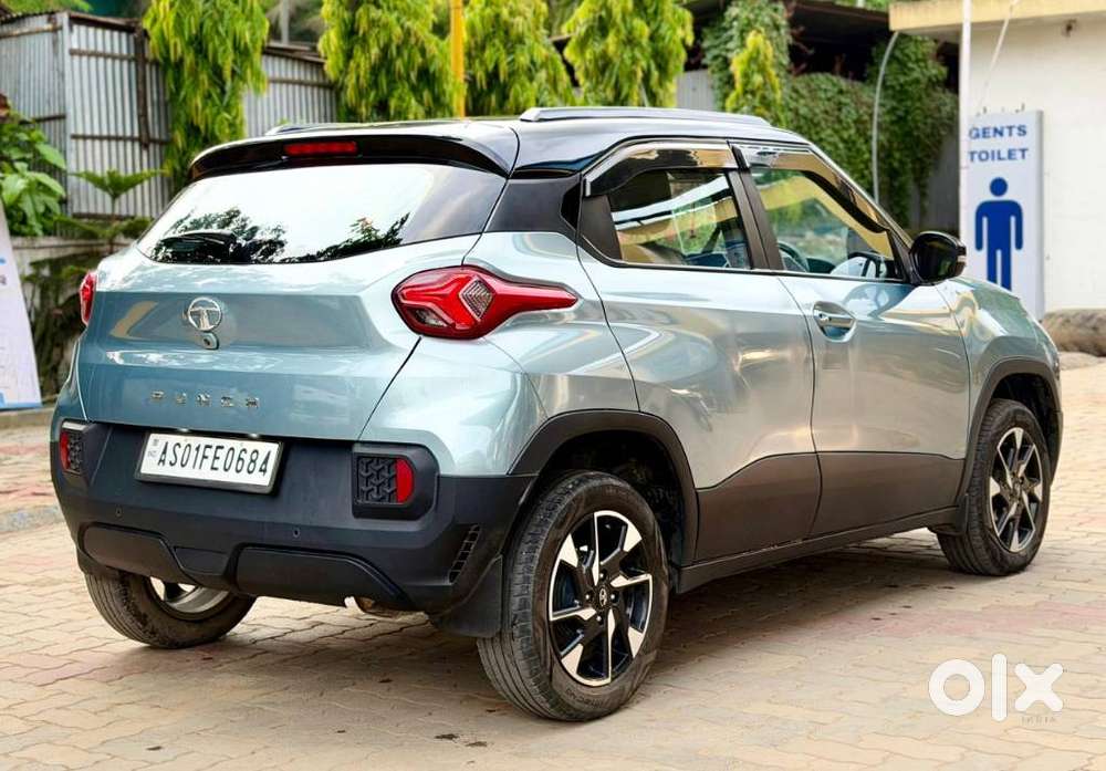 Tata Punch 1.2 Revotron Creative Dual Tone, 2022, Petrol