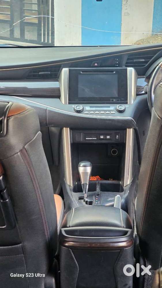 Toyota Innova Crysta 2.8z Automatic, 2018, Diesel