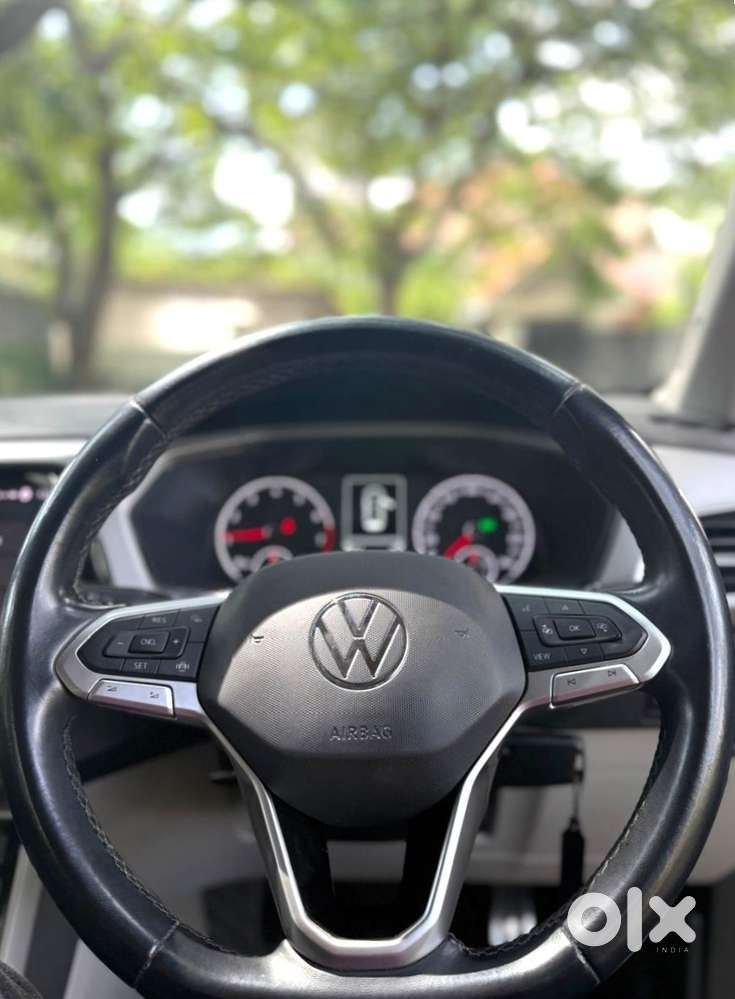 Volkswagen Taigun 1.0 Tsi Topline At, 2022, Petrol