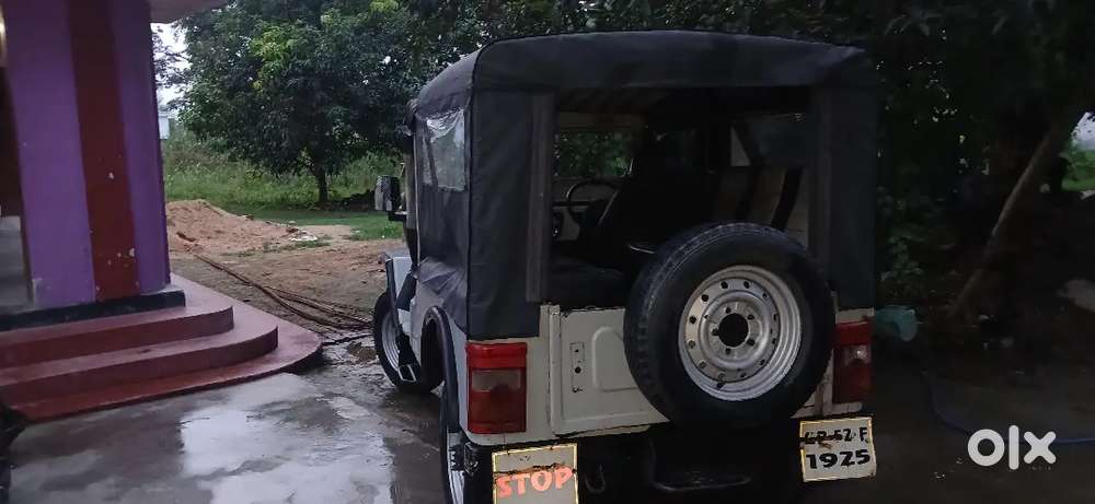 Mahindra Jeep 2006