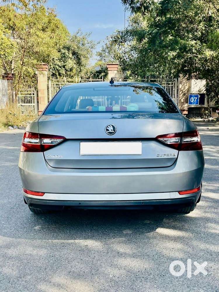 Skoda Superb Lk 1.8 Tsi At, 2019, Petrol