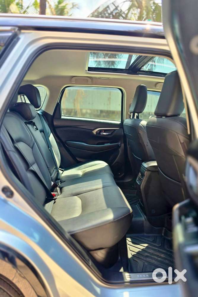 Maruti Suzuki Grand Vitara 1.5 Alpha Plus Dual Tone Intelligent Hybr..