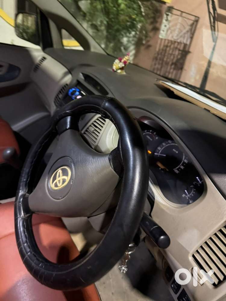 Toyota Innova Diesel 2010