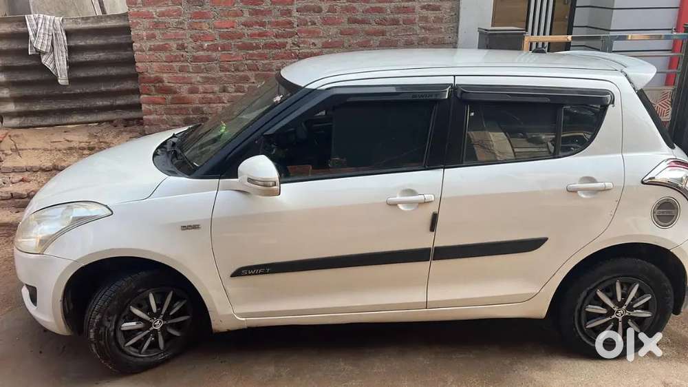Maruti Suzuki Swift Dzire 2012 Diesel 92000 Km Driven