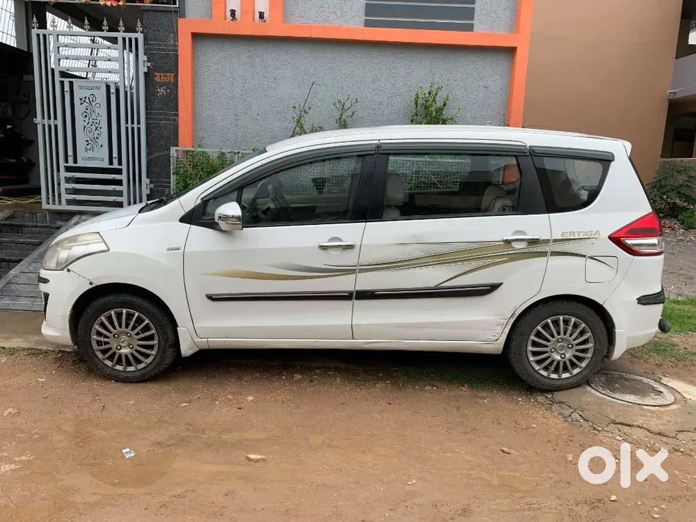 Maruti Suzuki Ertiga 2013