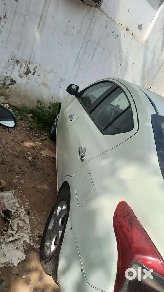 Renault Scala 2012
