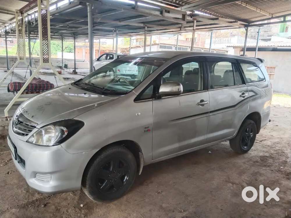 Toyota Innova 2005 Diesel 470000 Km Driven