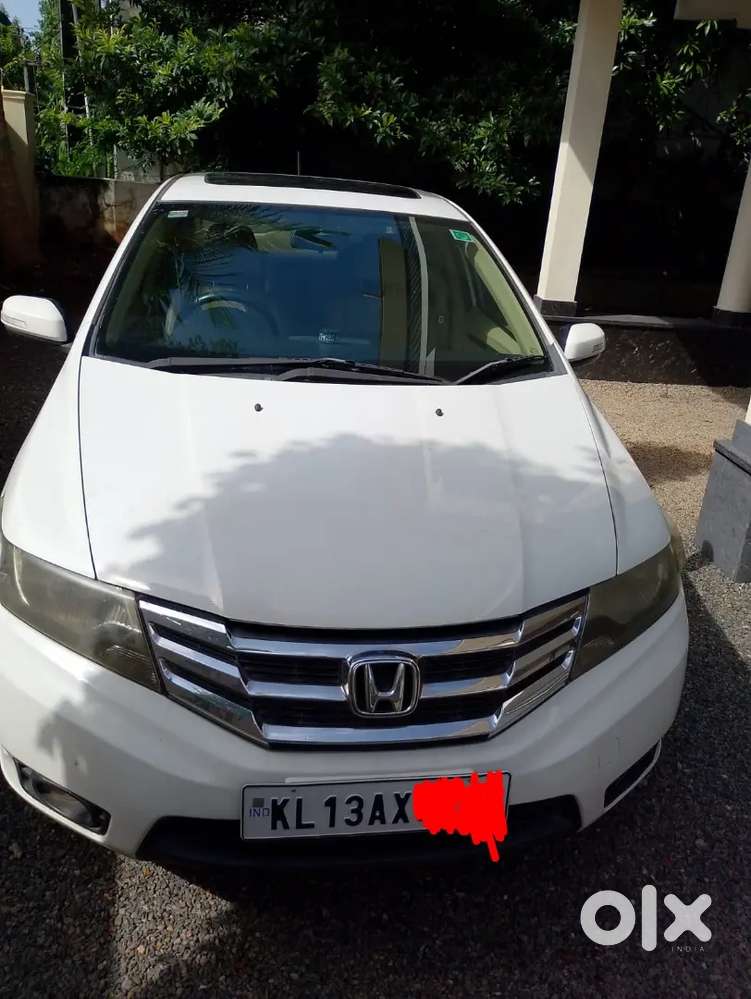 Honda City Petrol 2013 Sunroof Third-hand