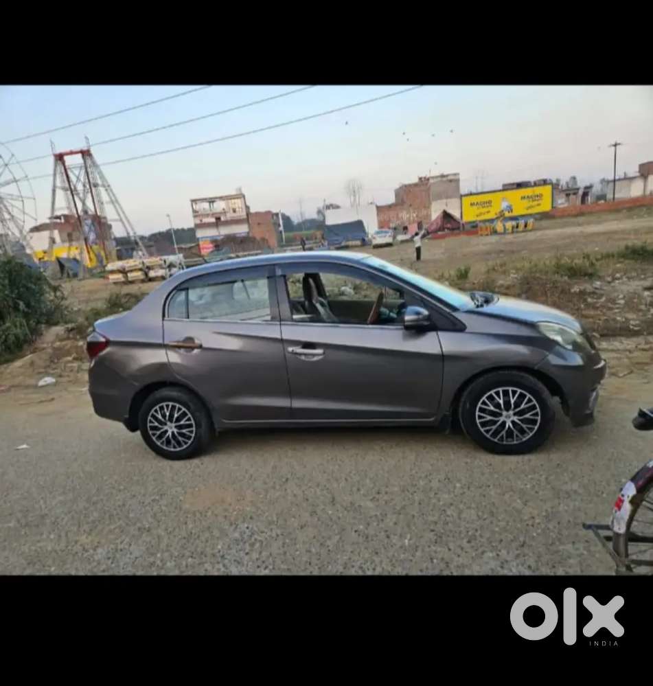 Honda Amaze 2015 Diesel Well Maintained New Battery Good Pickup