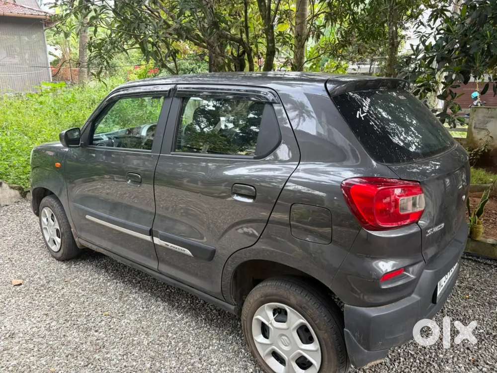 Maruti Suzuki S-presso 2052 Petrol 13500 Km Driven