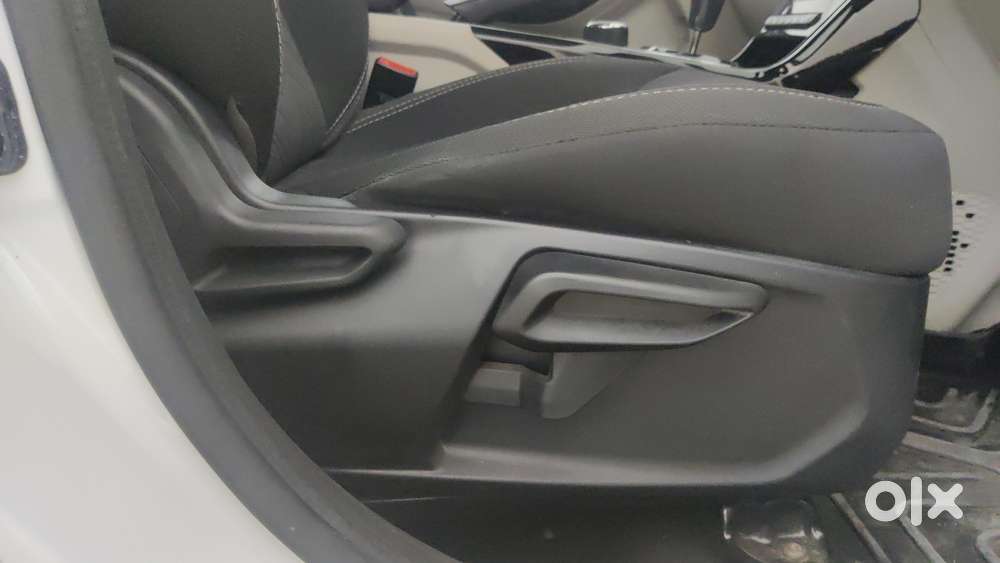 Tata Nexon 1.2 Revotron Xza Plus, 2022, Petrol