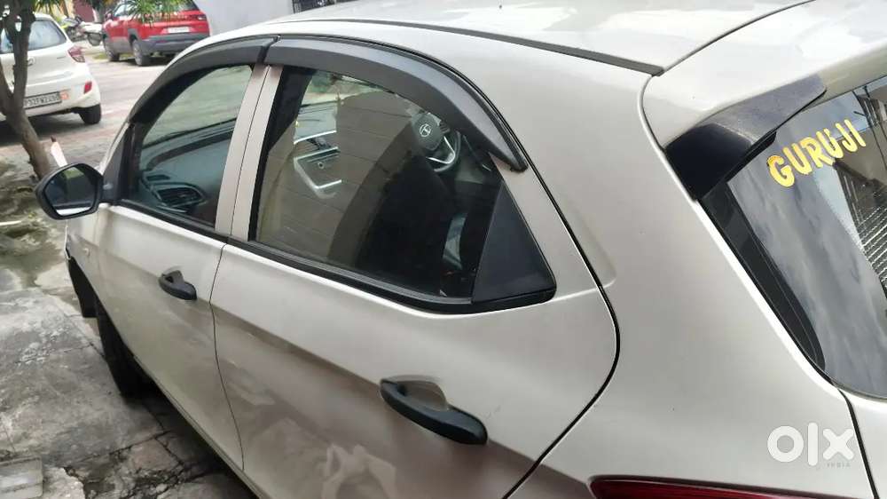 Tata Tiago Xm 2017