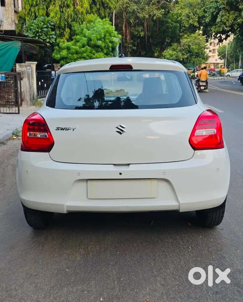 Maruti Suzuki Swift Vxi, 2021, Petrol