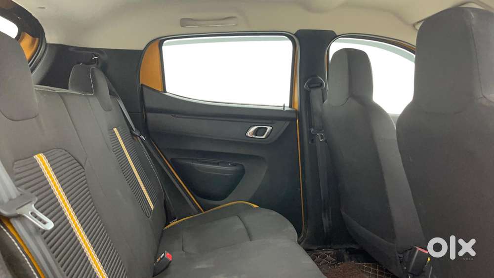 Renault Kwid 1.0 Climber (o) Dual Tone, 2023, Petrol