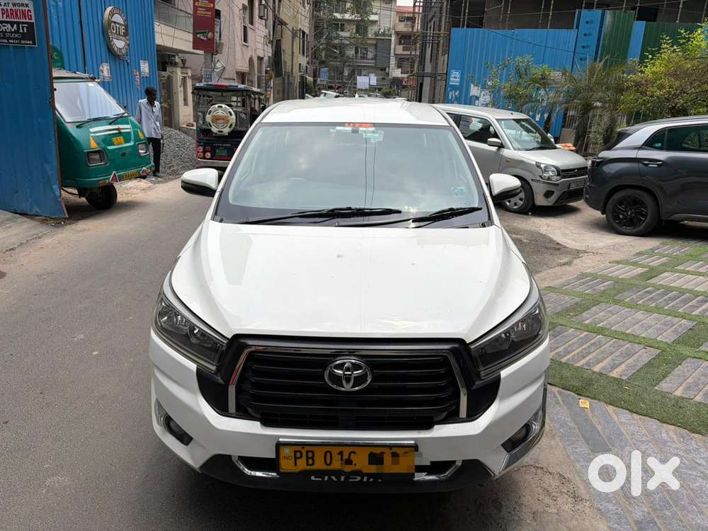 Toyota Innova Crysta 2.4 G Mt, 2020, Diesel