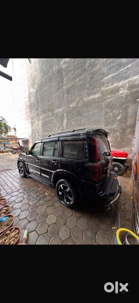 Mahindra Scorpio 2023 Classic Diesel Manual