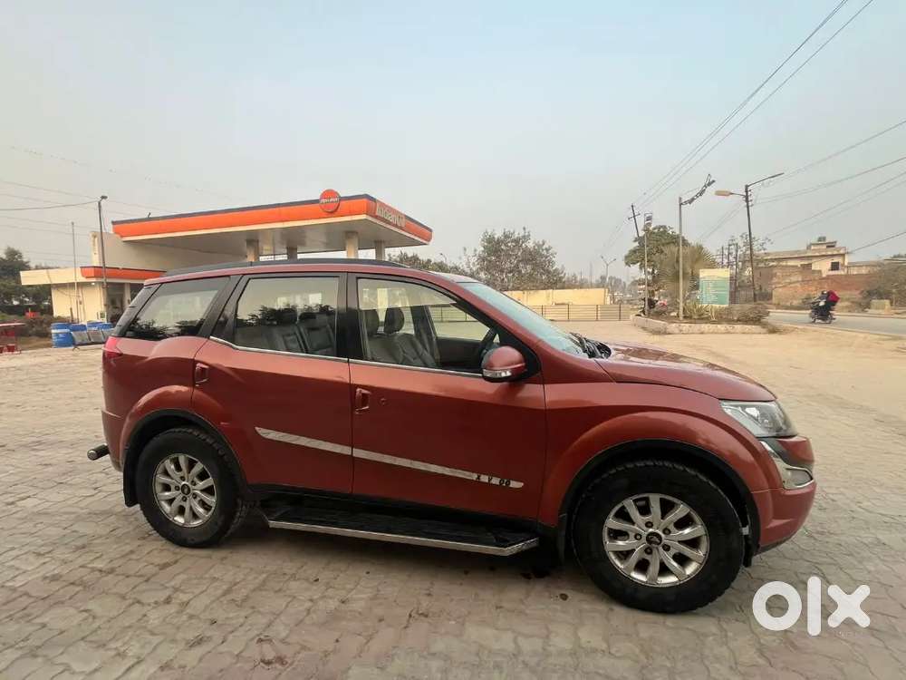 Mahindra Xuv500 2017 Diesel 90000 Km Driven