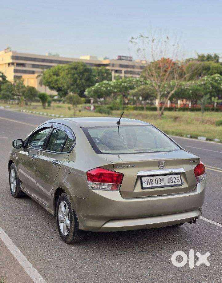 Honda City V Mt Exclusive, 2010, Petrol